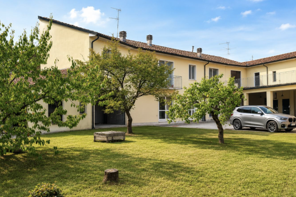 Elegante Residenza in Corte Lombarda a pochi km da Milano